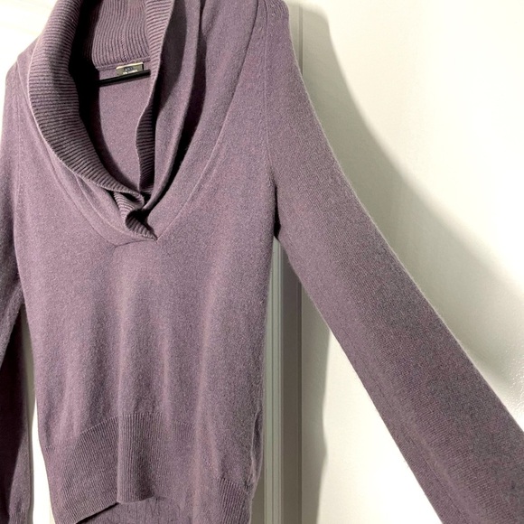 J Crew 100% Cashmere Sweater - Picture 8 of 13
